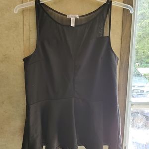 Nice sleeveless tank shirt